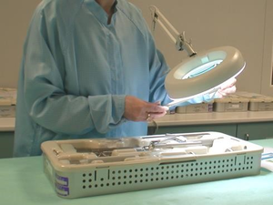 Visual-inspection of a device set following a cleaning process.png